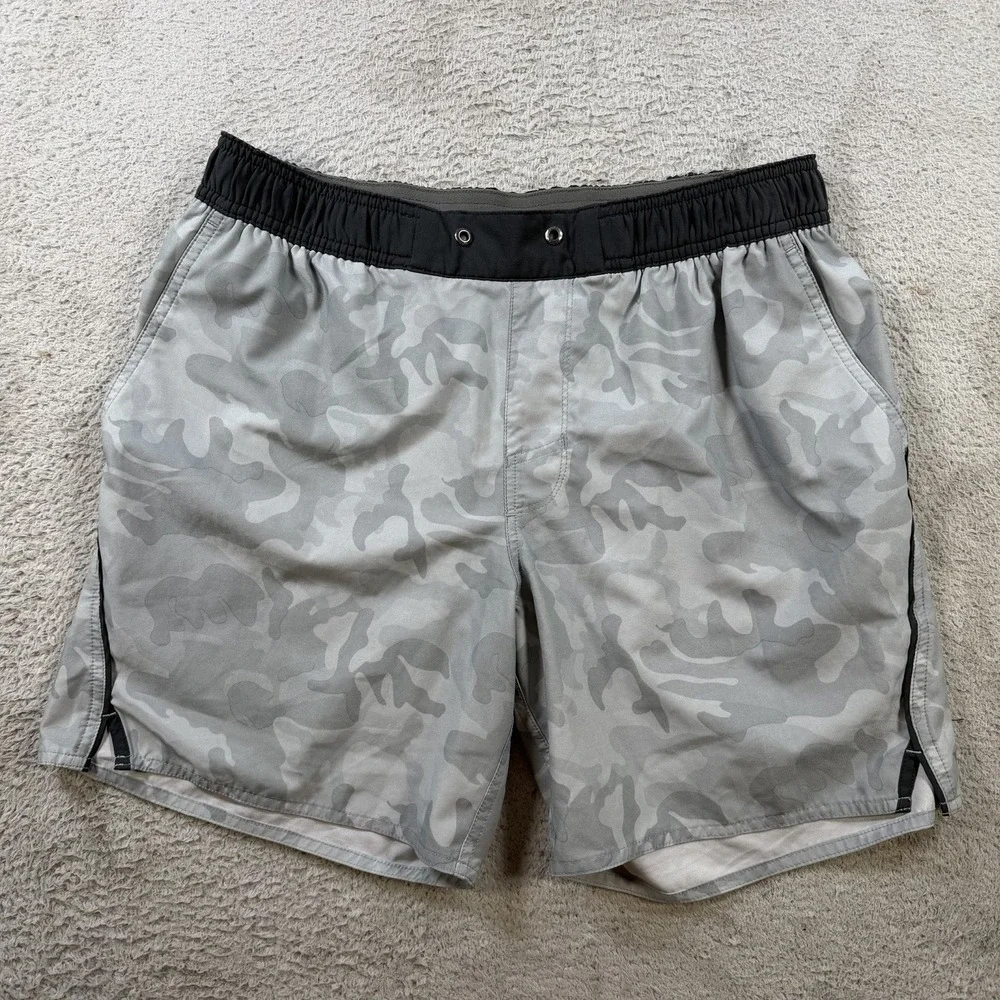 Vuori Trail Shorts Mens Medium Grey Camo Athletic Training Running Active Gym
